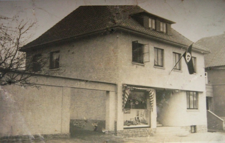 Hauptstr 44 03 Pott -Kohlwes.jpg