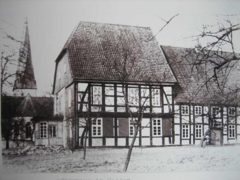 Kirchplatz 08, Pfarrhaus 03.JPG